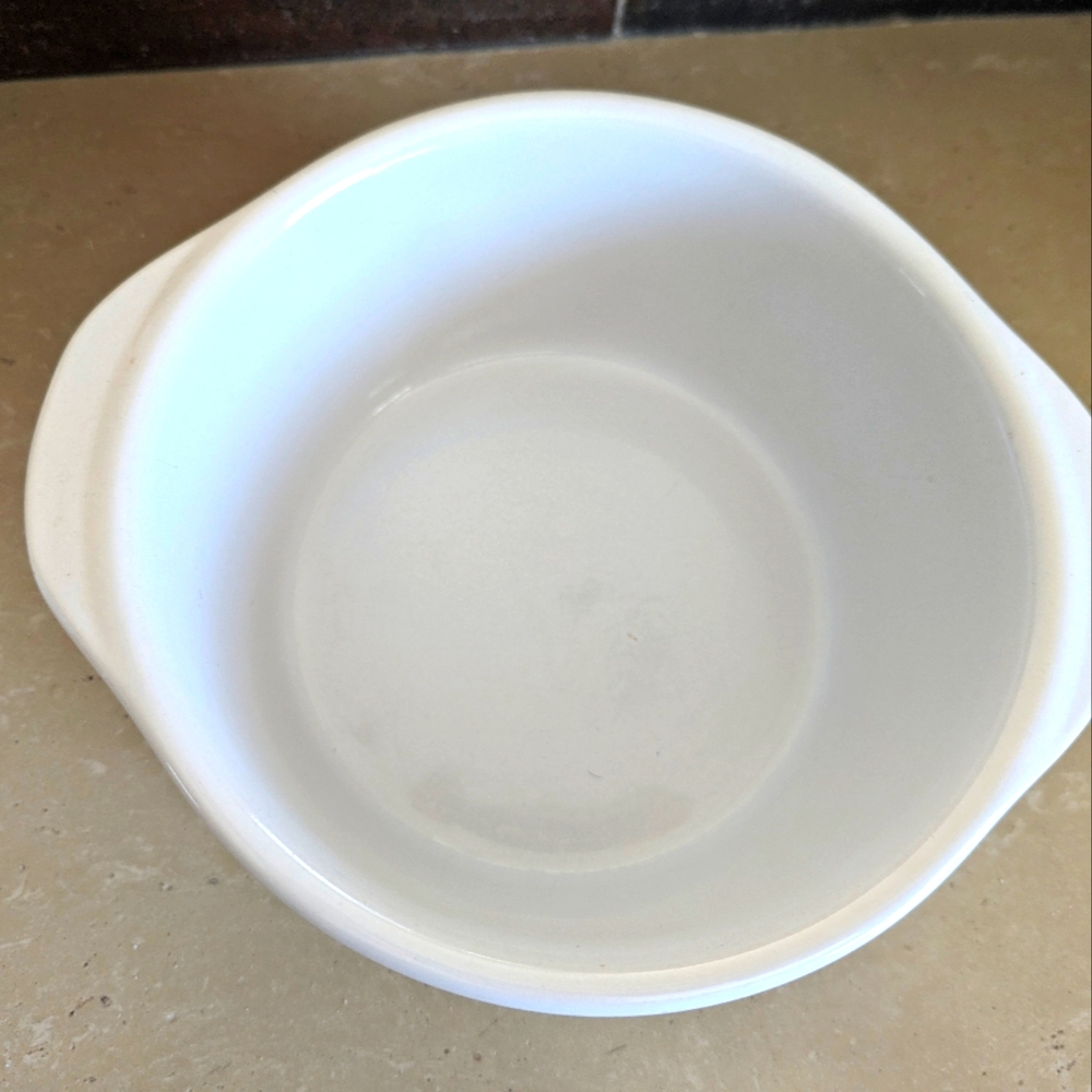 Corelle dish - Picture 3 of 5